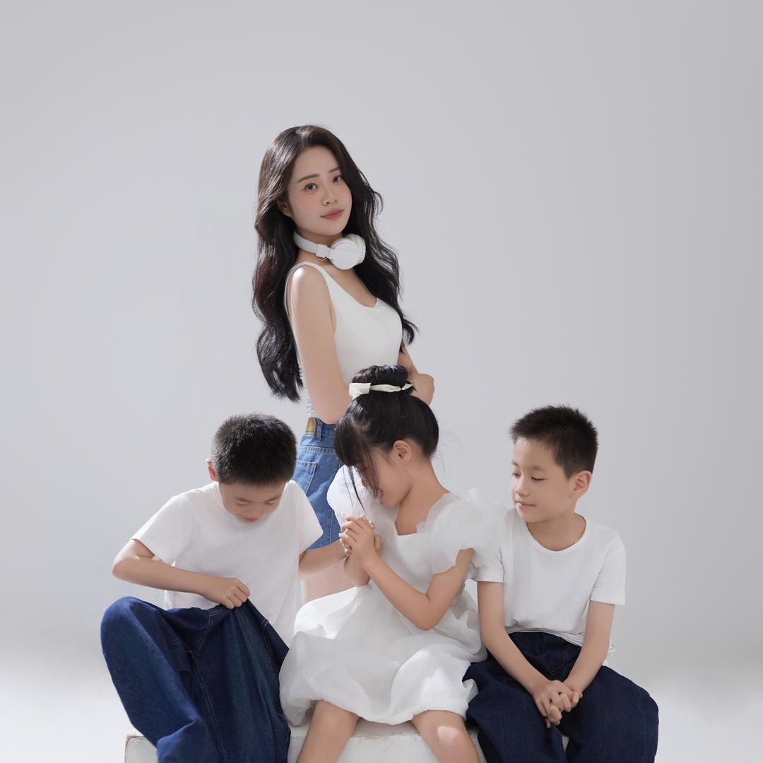 三胞胎妈妈蓝心