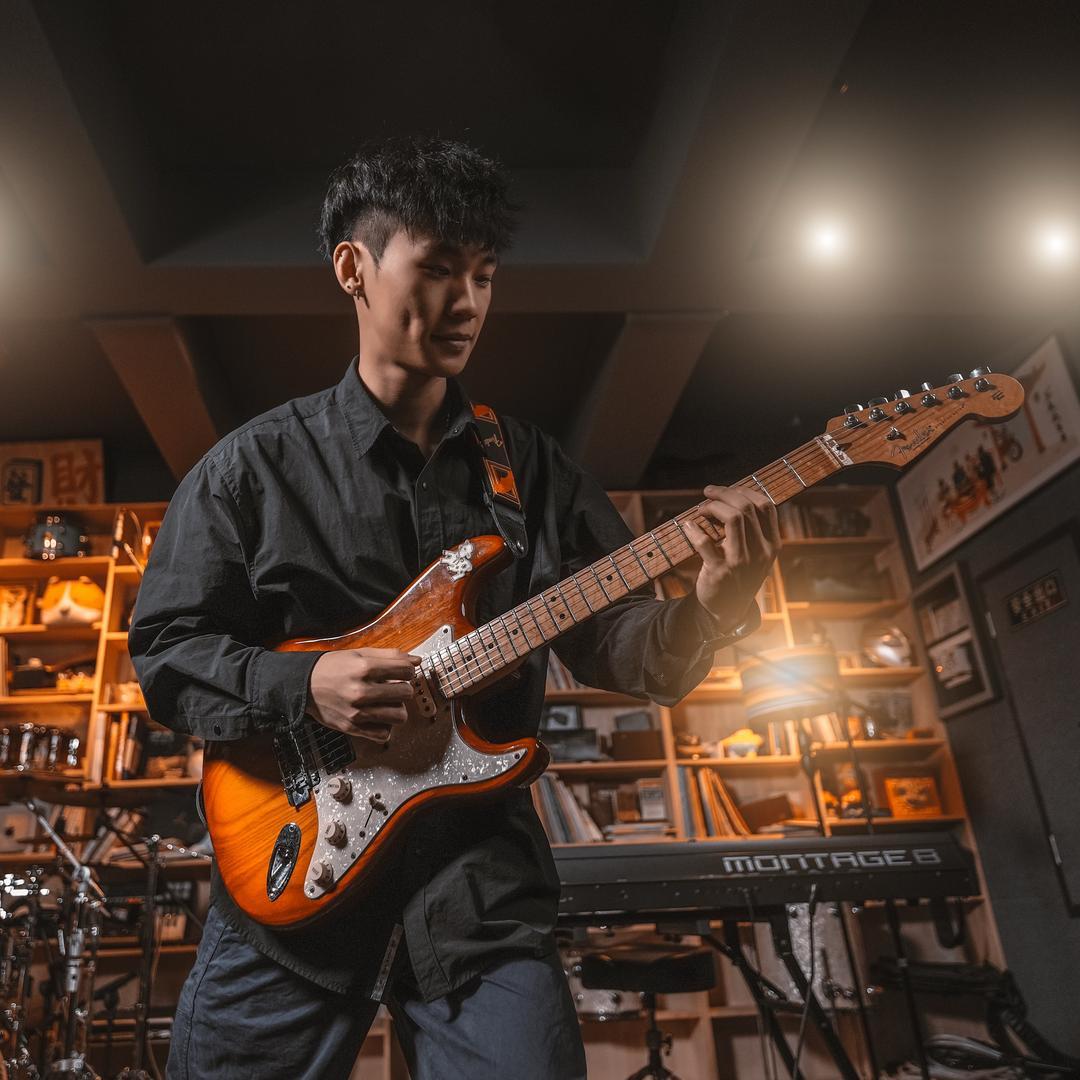 7YANG-Guitar