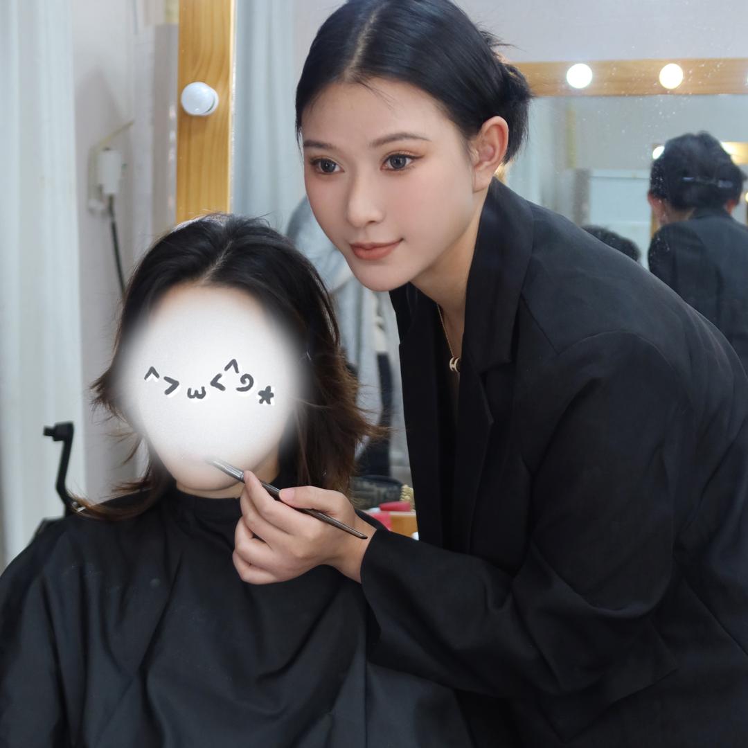 李三妹的化妆日常（成长版）