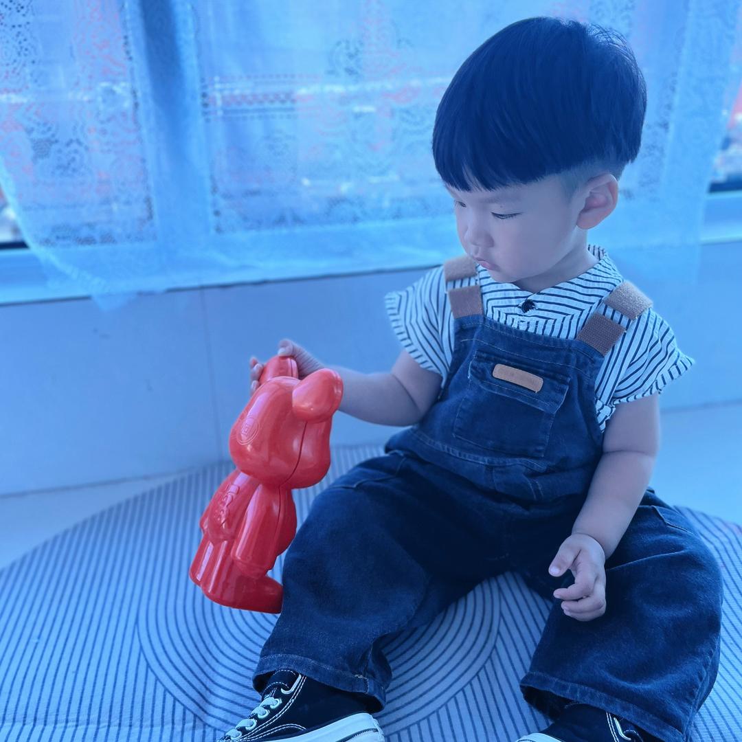 小呦