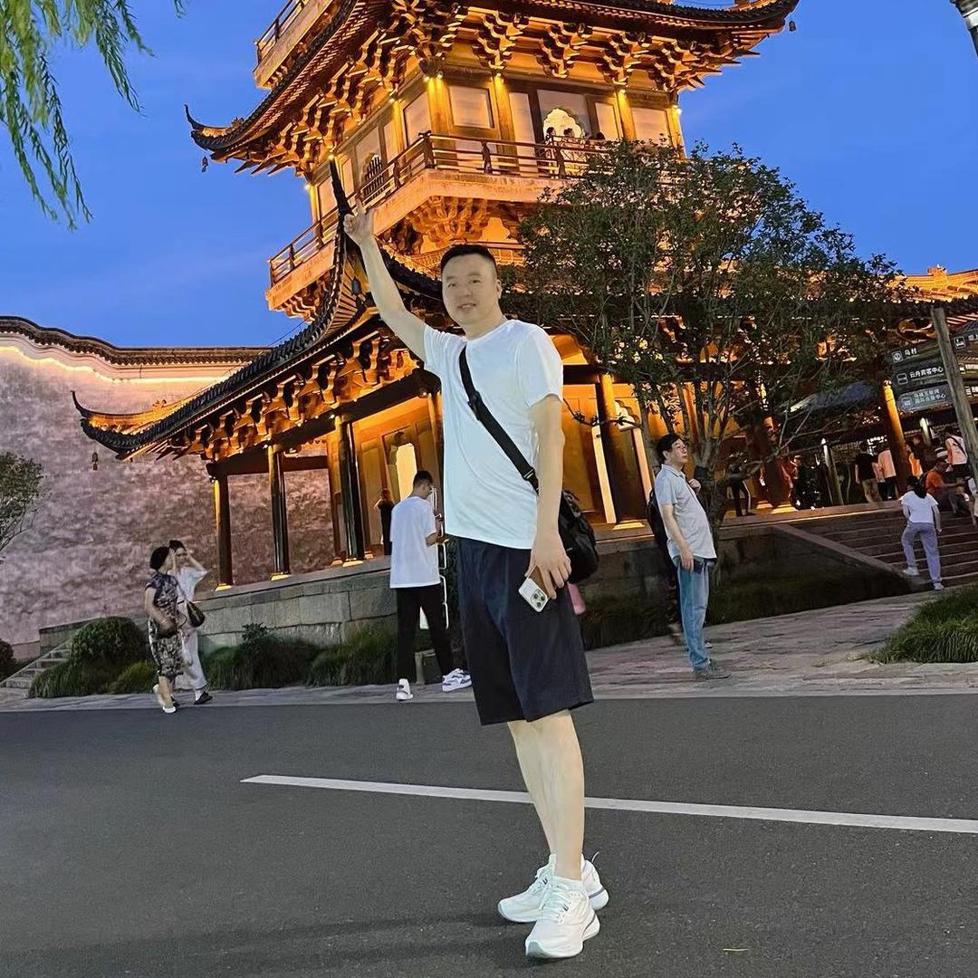 任永旺/酒店餐饮人