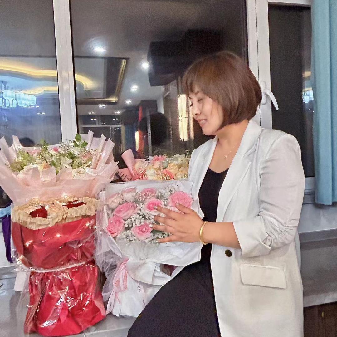 定襄鑫友木器制品有限公司