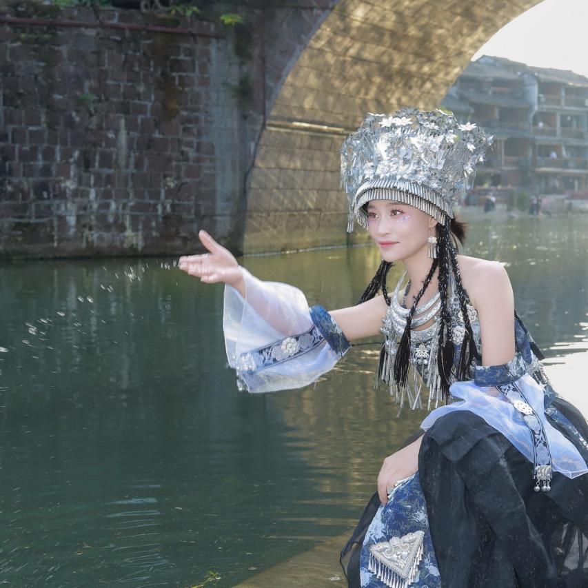 小杜杜（（@¥橱窗¥@））