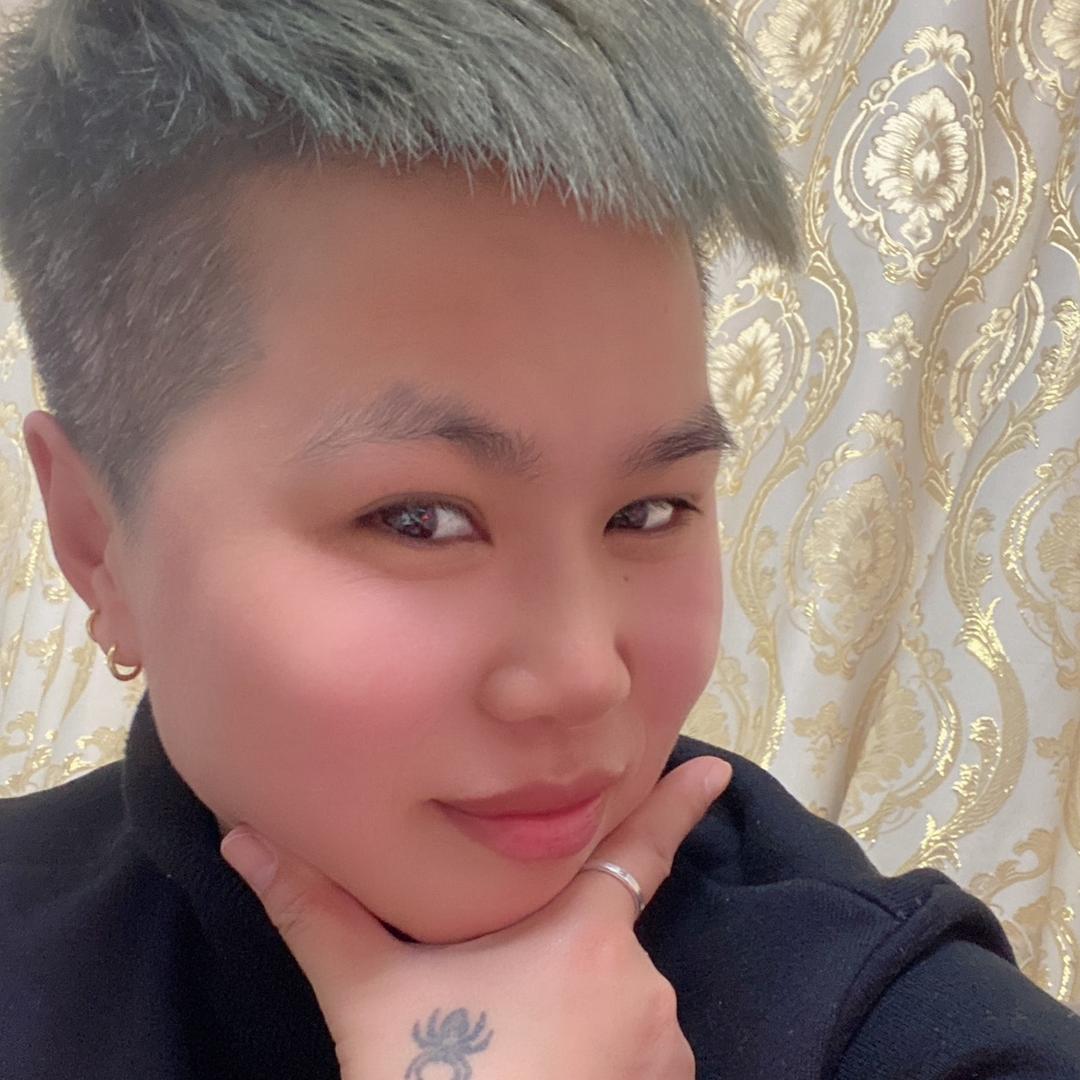 犟脾气的W