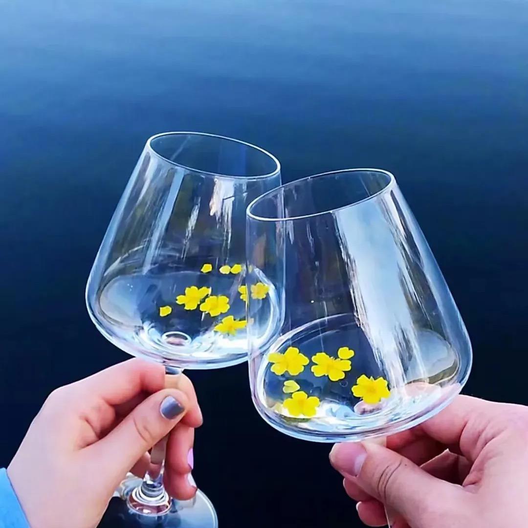 茶颜观色✌️✌️