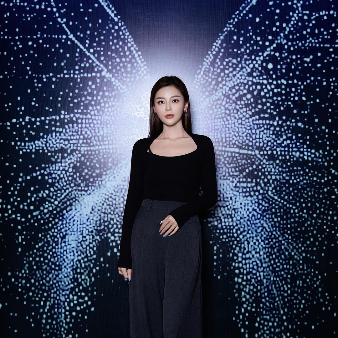 佰瑛娜腾冲分公司-娜娜