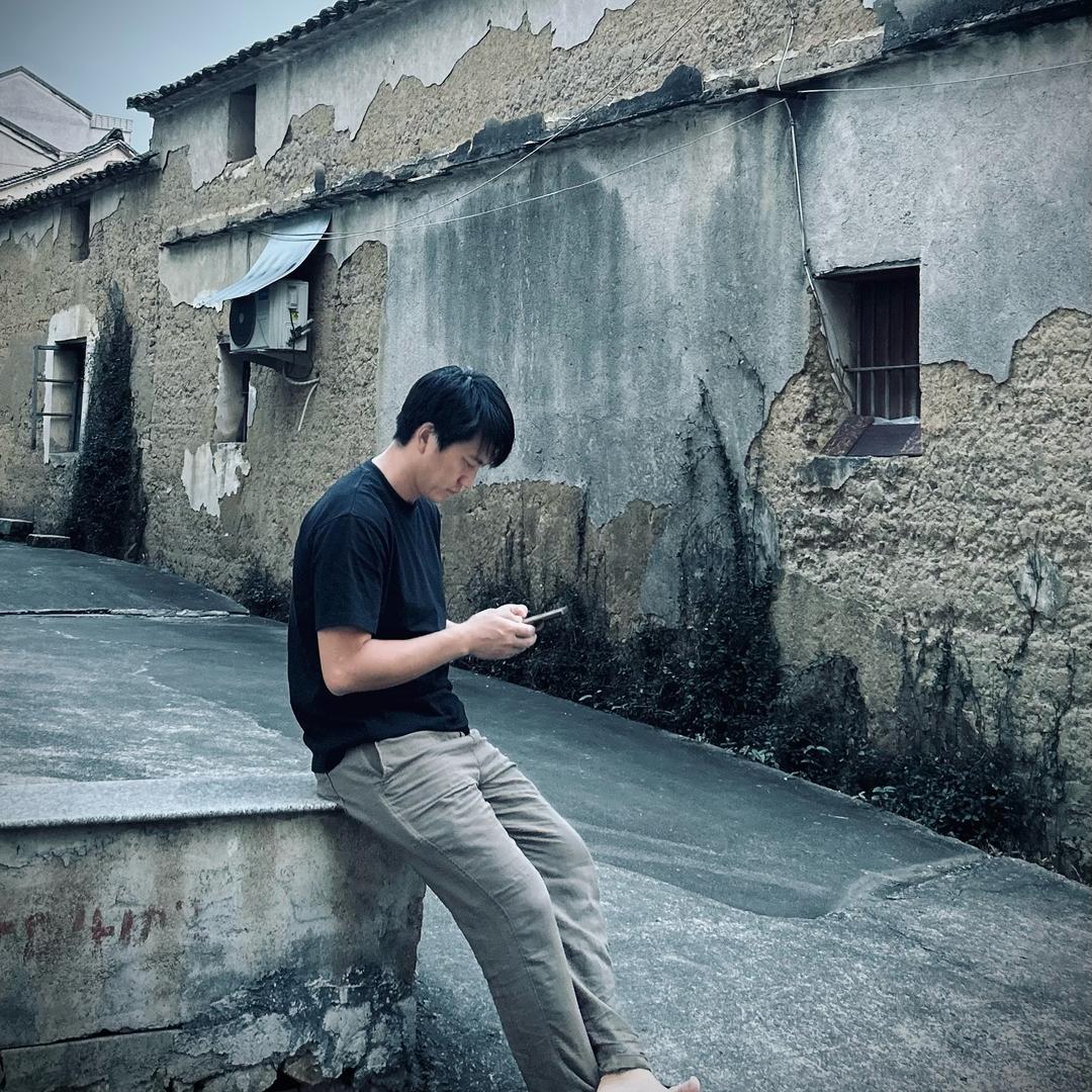 老石头 ·