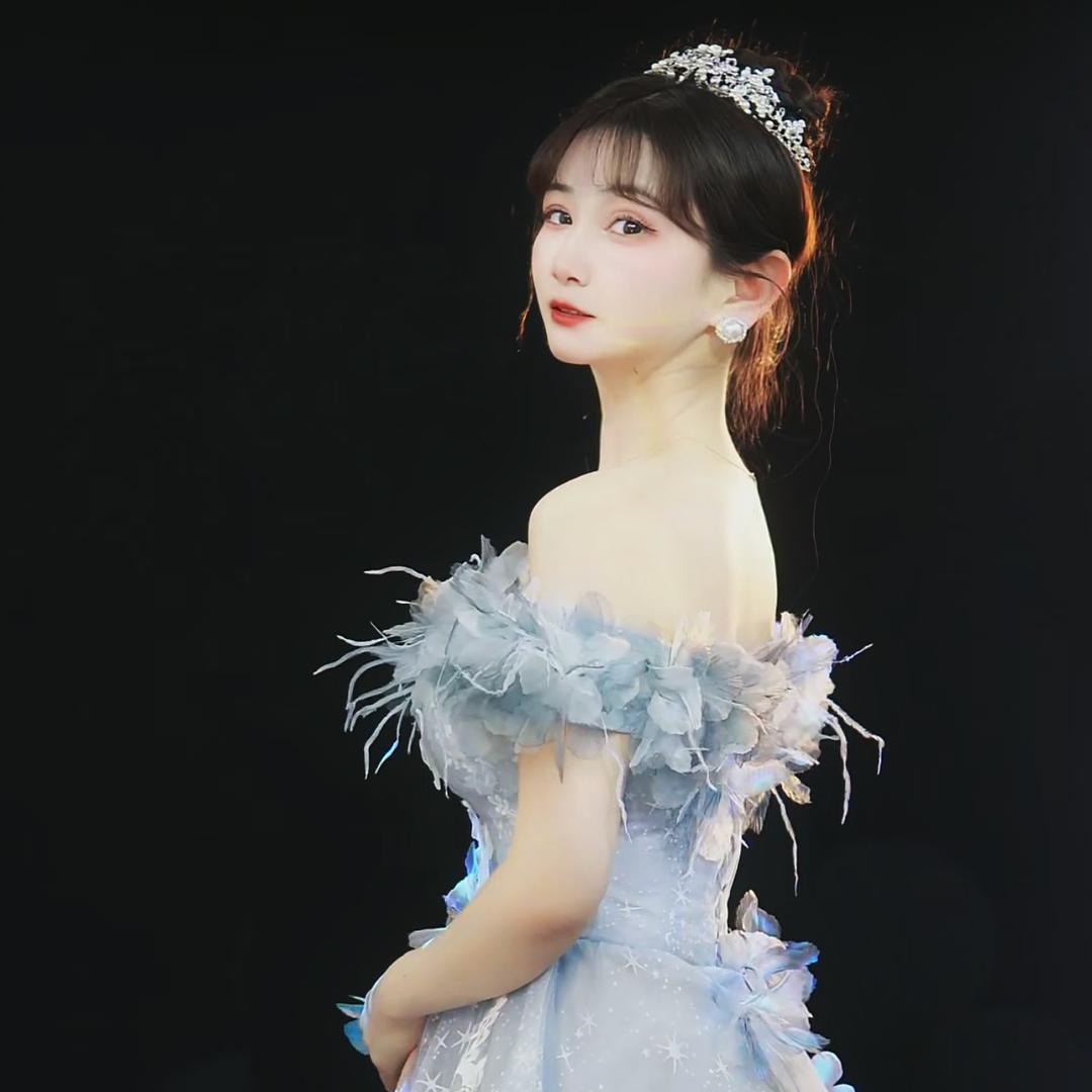 @白灵儿