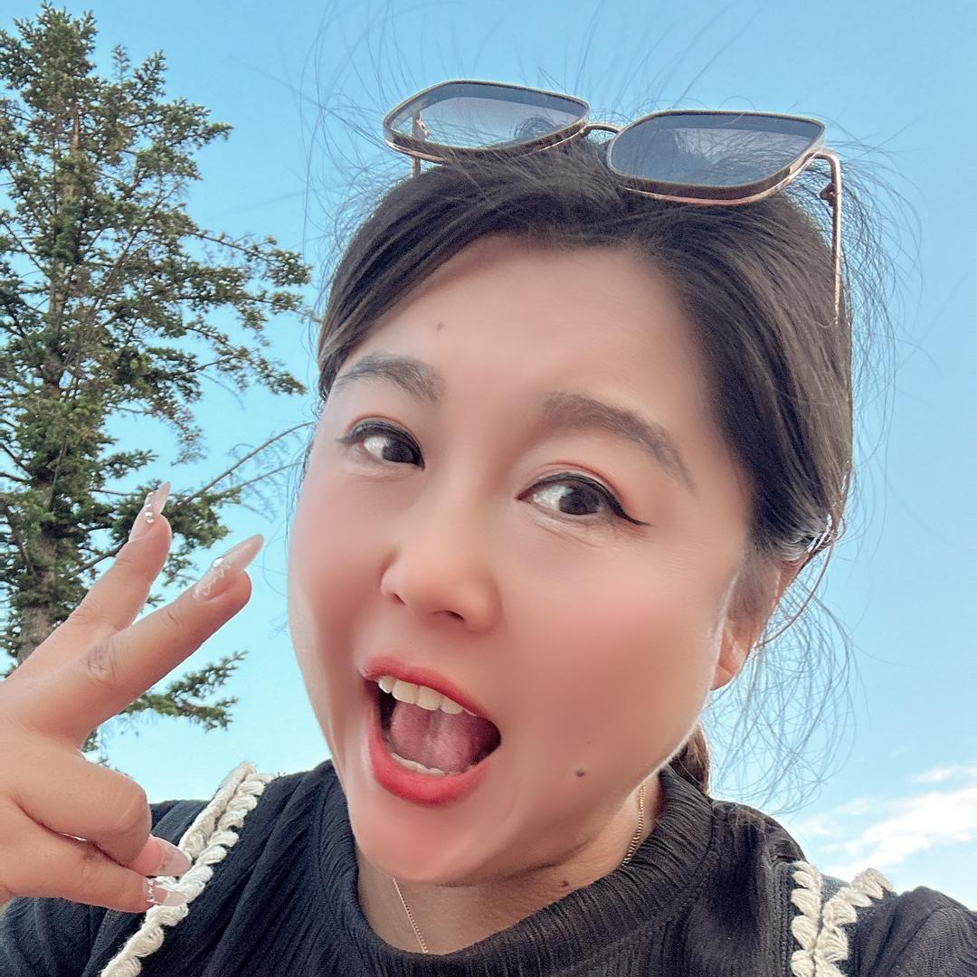 我家有俩小可爱