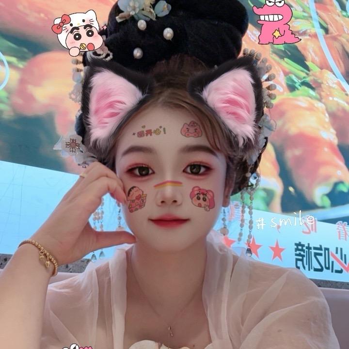 做蛋糕🍰的小姐姐