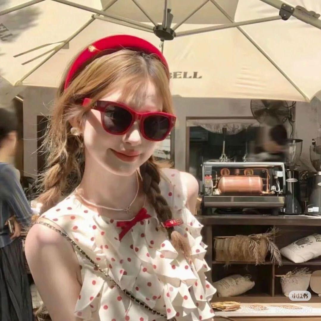 夏夏.