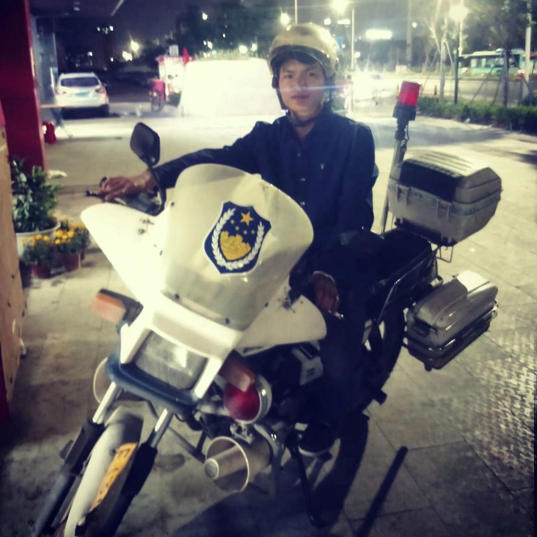 华仔……@