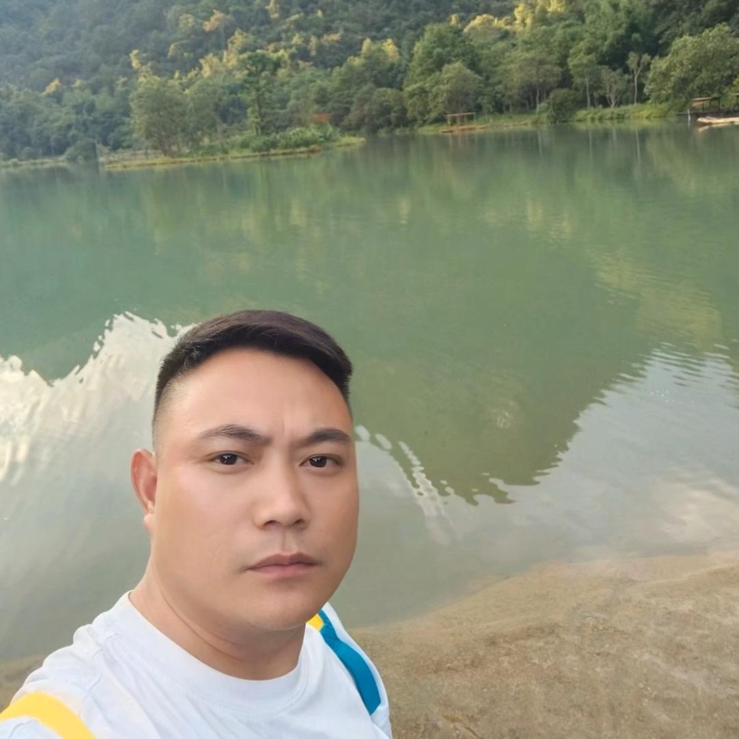 AAA建材批发张哥