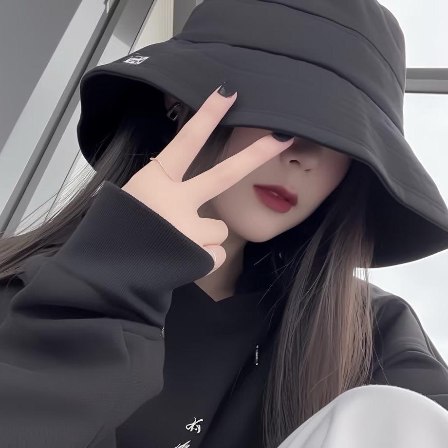 麦💊滴~䒕吴🌹佬板酿