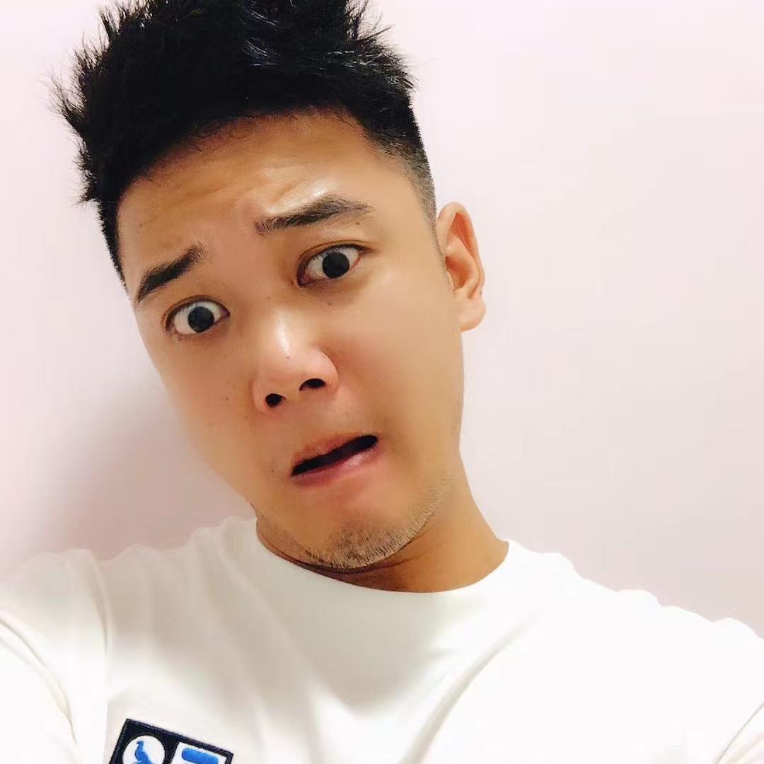 内衣设计师～萝卜