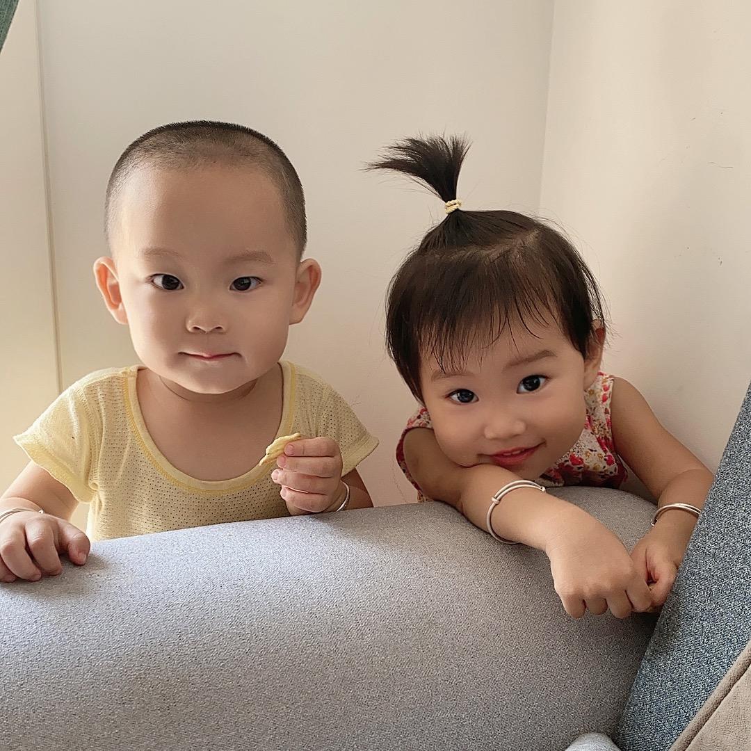 如屹妈（龙凤胎）