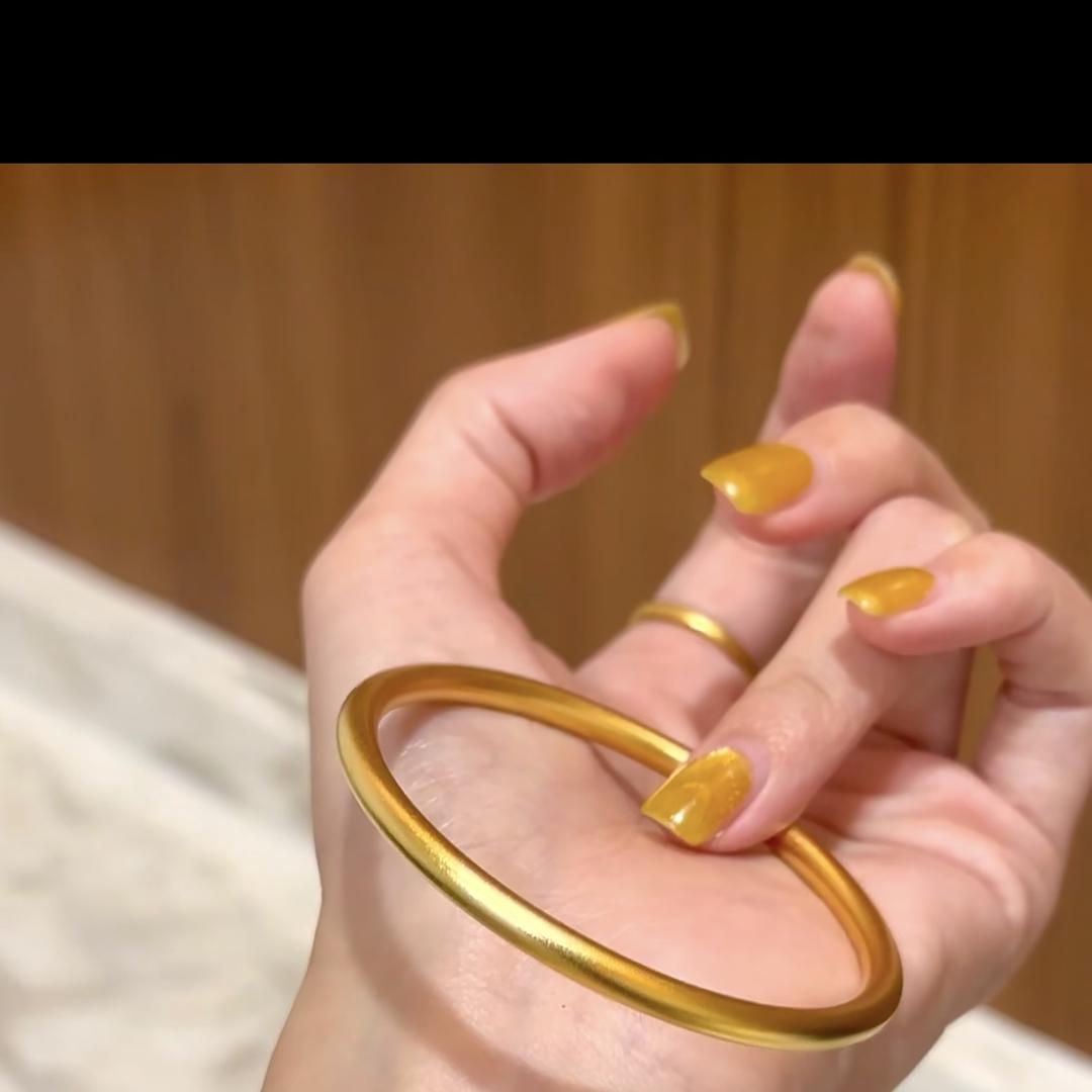 AISHANG轻奢饰品店