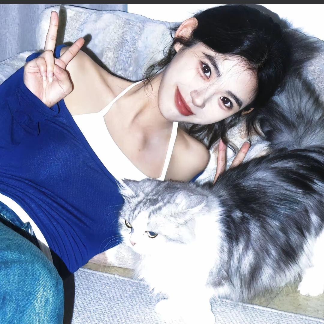👧🏻¹⁹⁹⁸ฅ՞•ﻌ•