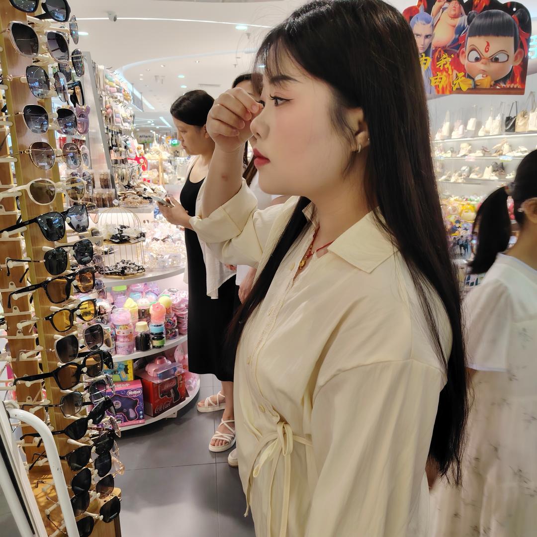 壮族姑娘🧚🏻‍♀️🧚🏻‍♀️