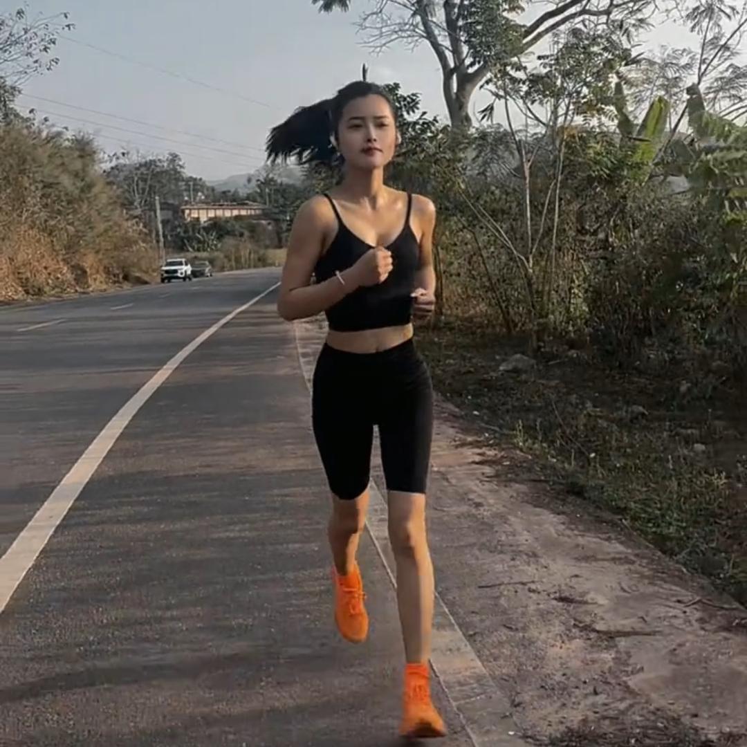 小燕子