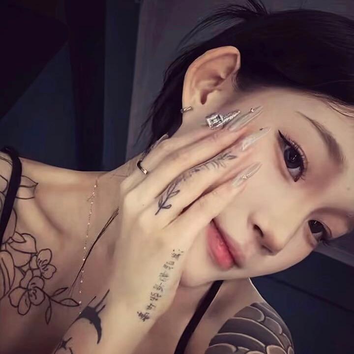 小美💜