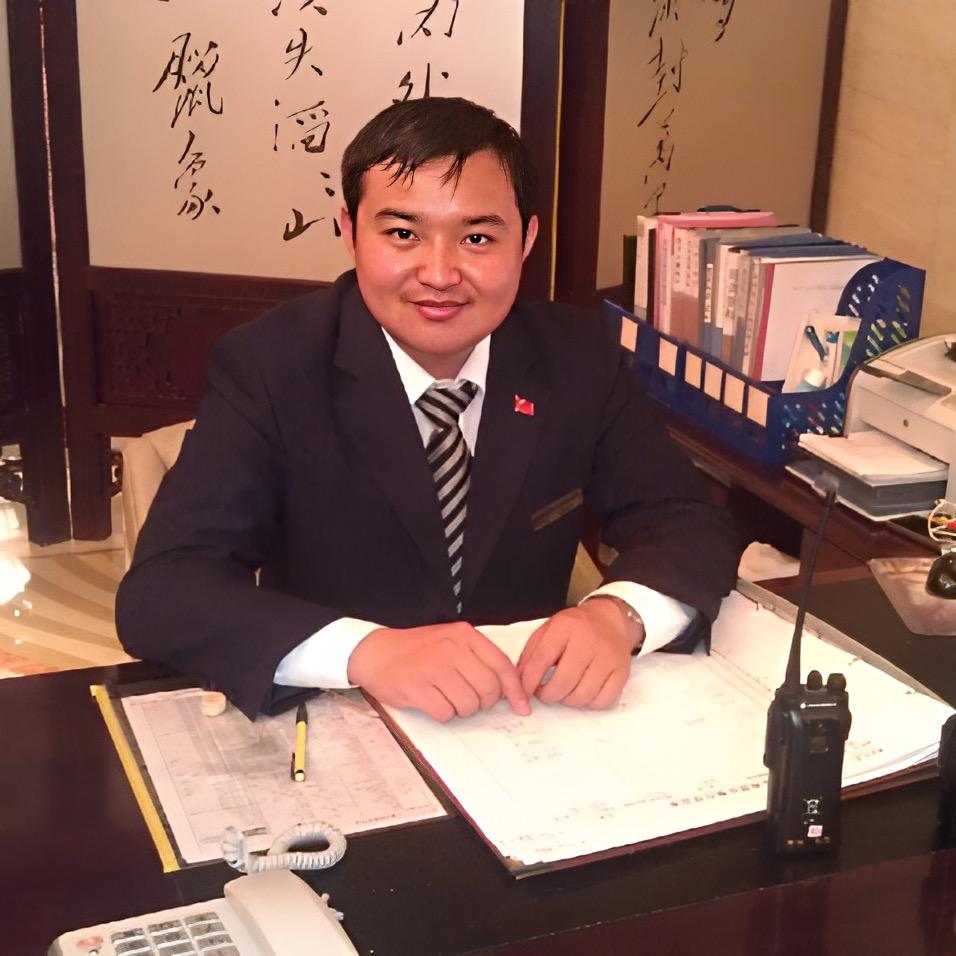 杨杨得逸