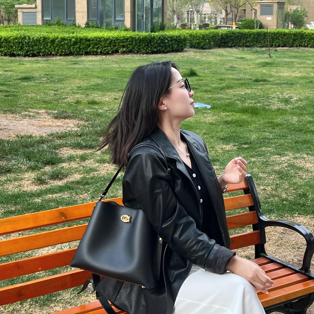 衡水九九禧服装店