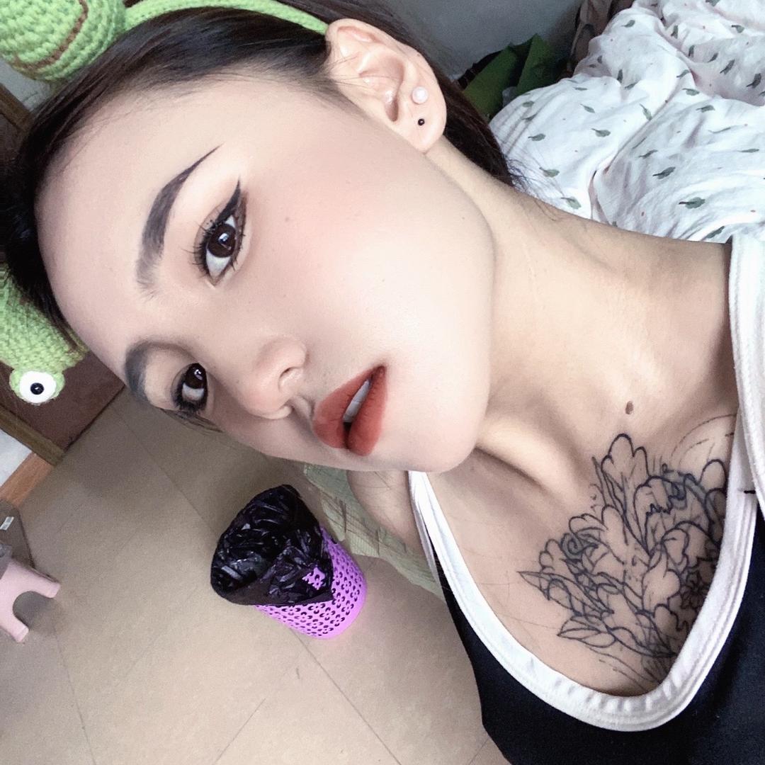 华🕊️