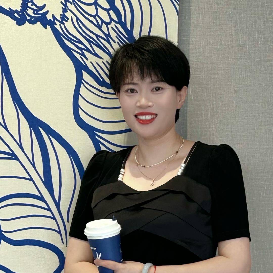 新振华小于姐姐