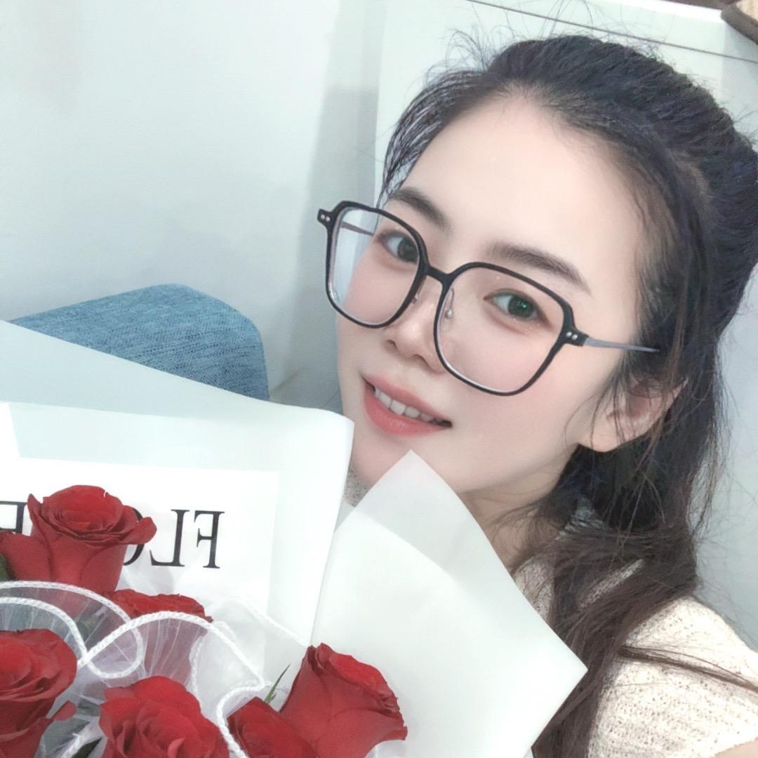 A嘉宝莉💋 beauty💄 左