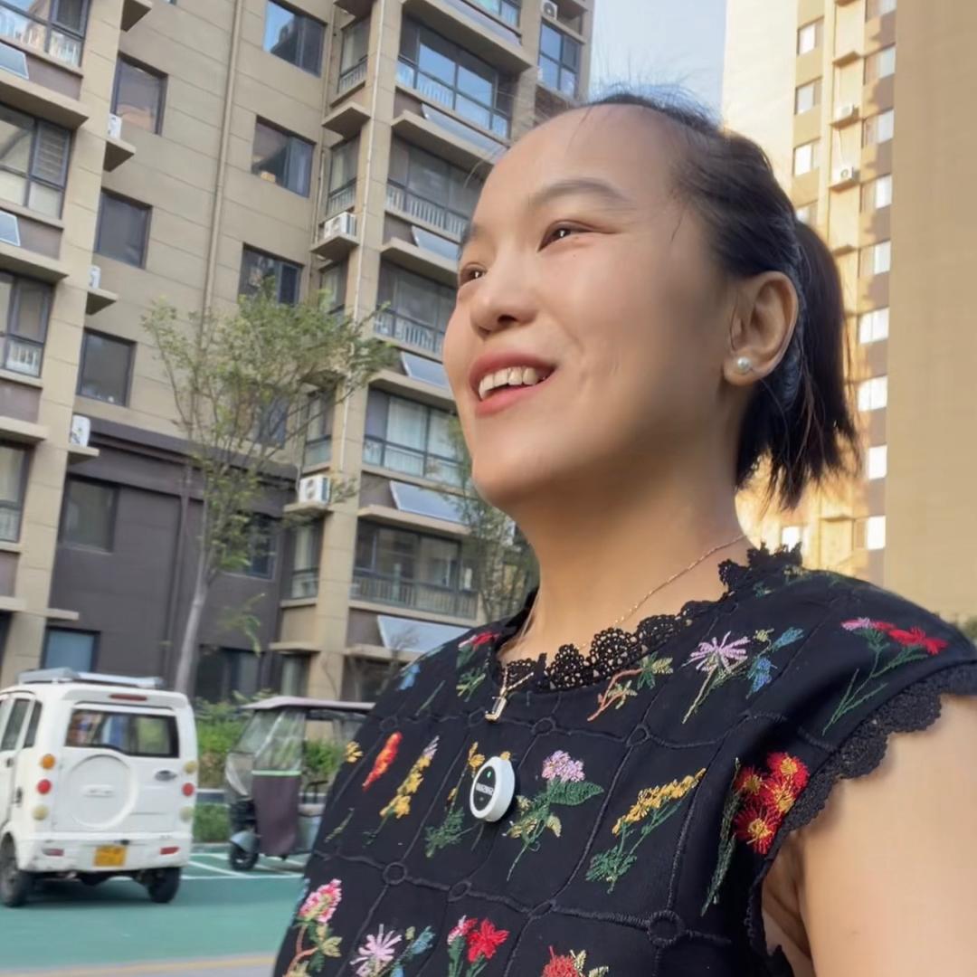 大脑门金金