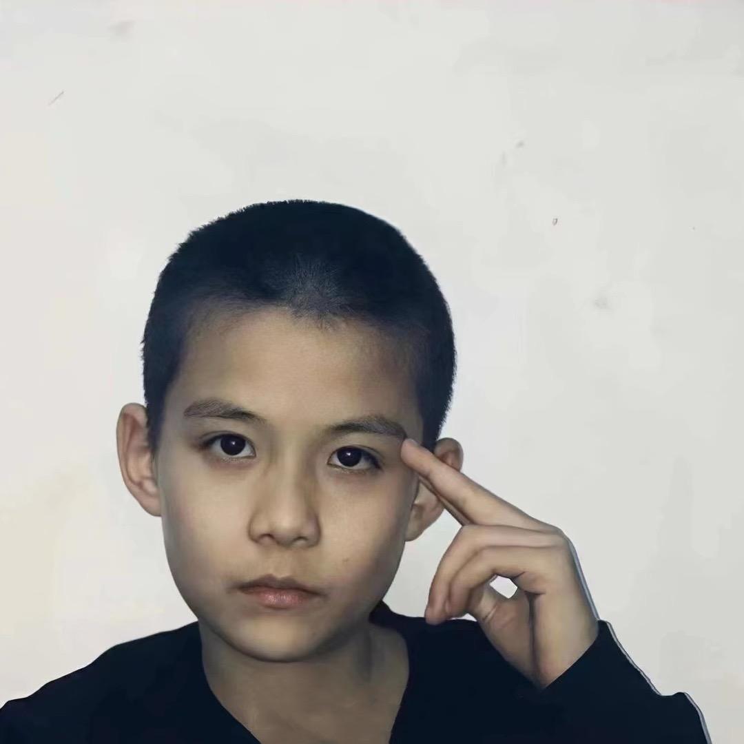 小陈有个V