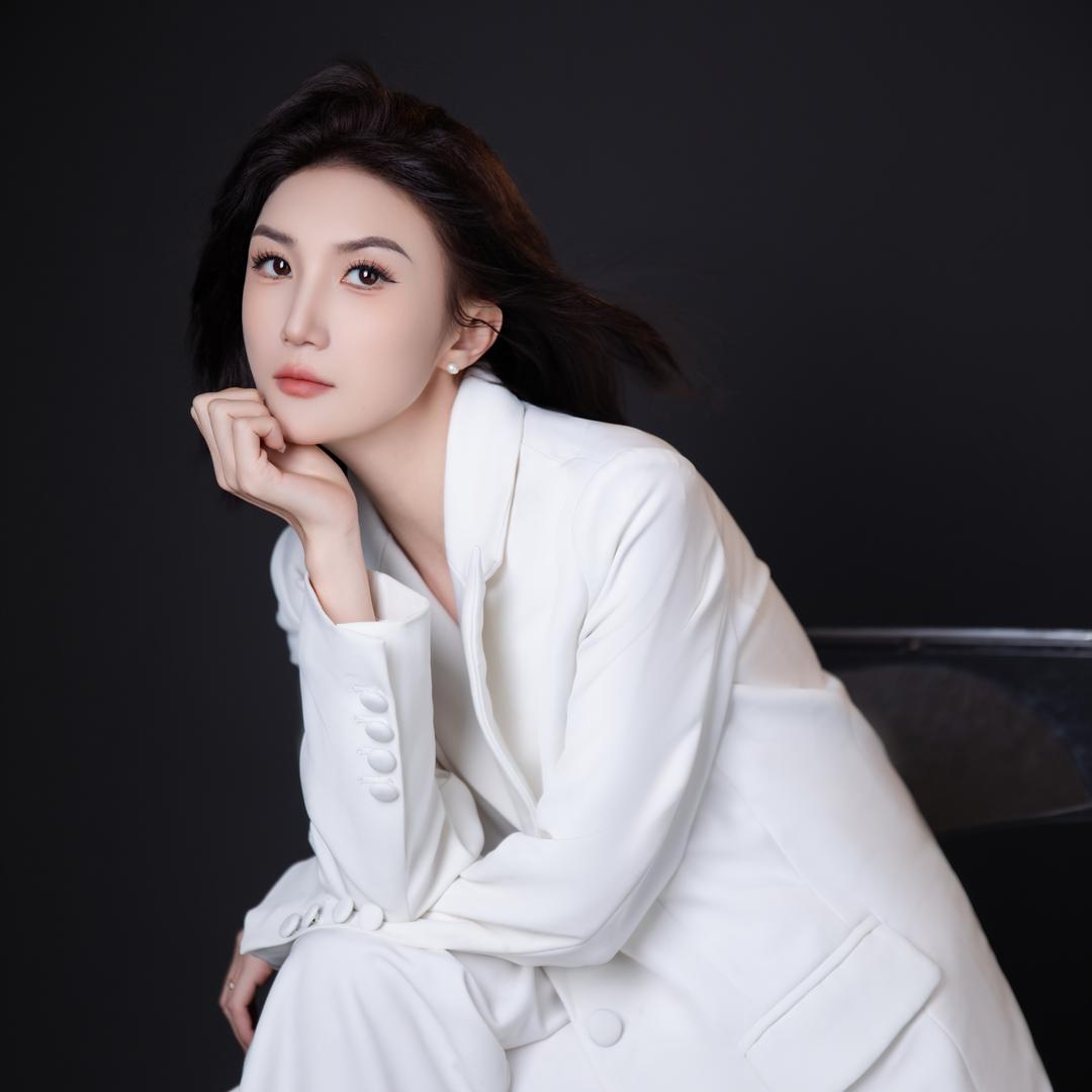 雪映堂·缇兰媞美肤品牌创始人·雷雪