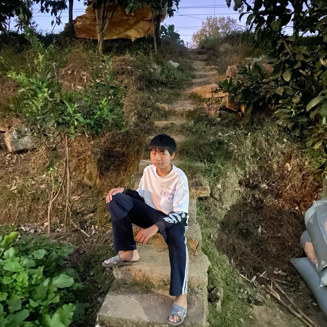 赚钱上大学