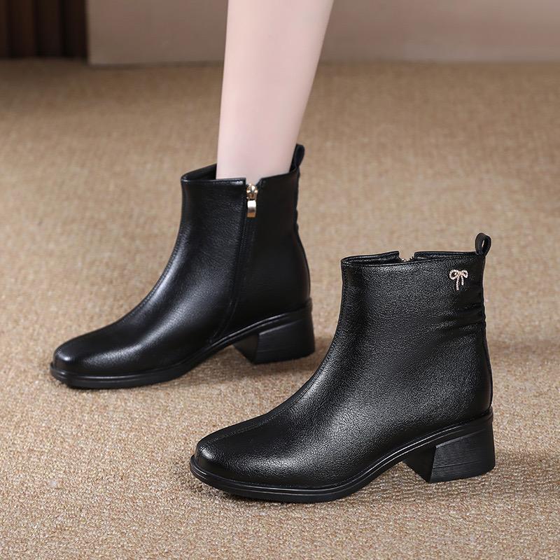 奈诗娅真皮女鞋