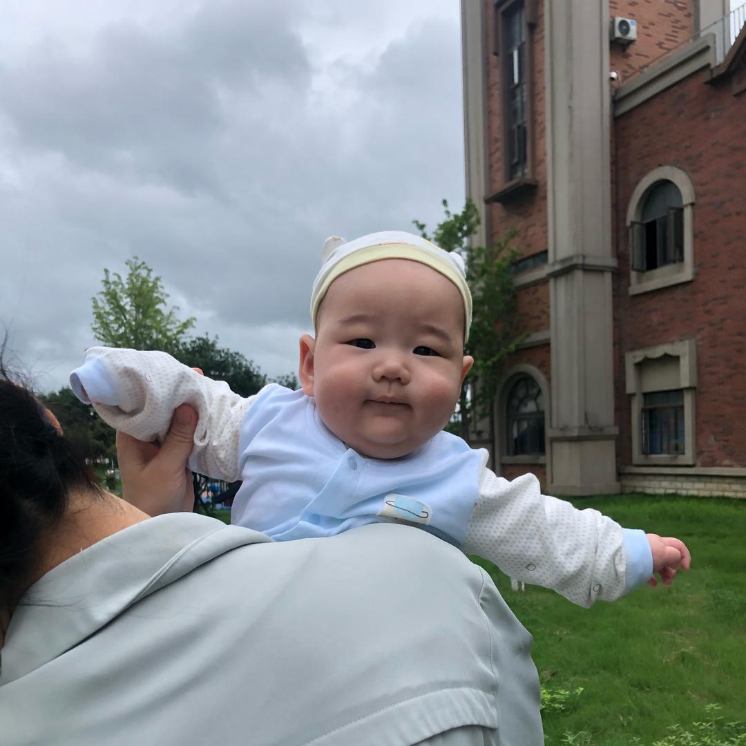 小跟班童装kids