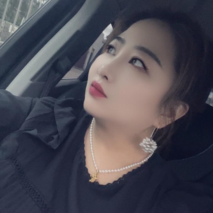 东北老菜馆 新兴大街店《老板娘》