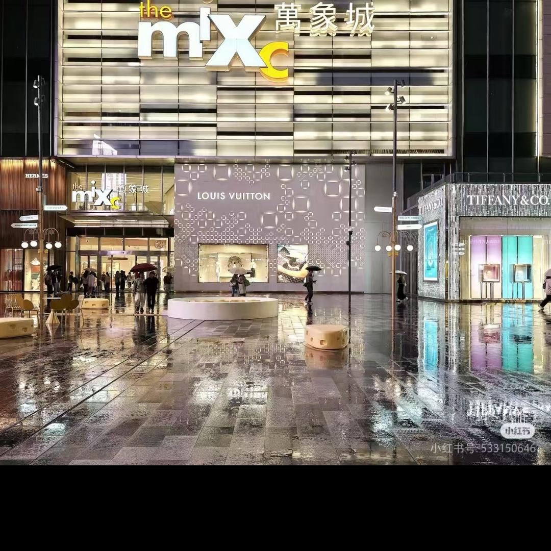 户外大牌折扣金5