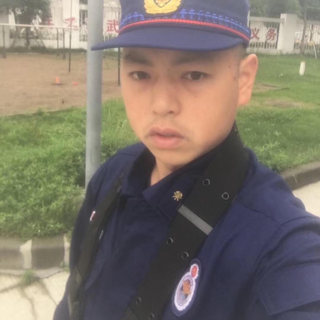 小狼：叶子🍃
