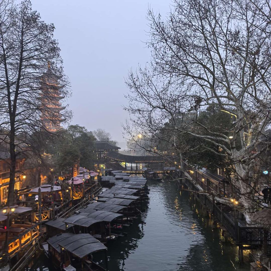 苏杭水乡游（苏州杭州乌镇西塘南浔）