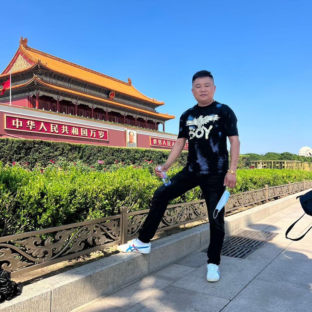 立哥