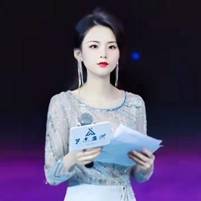 恩施杨丹丹（90后总裁）