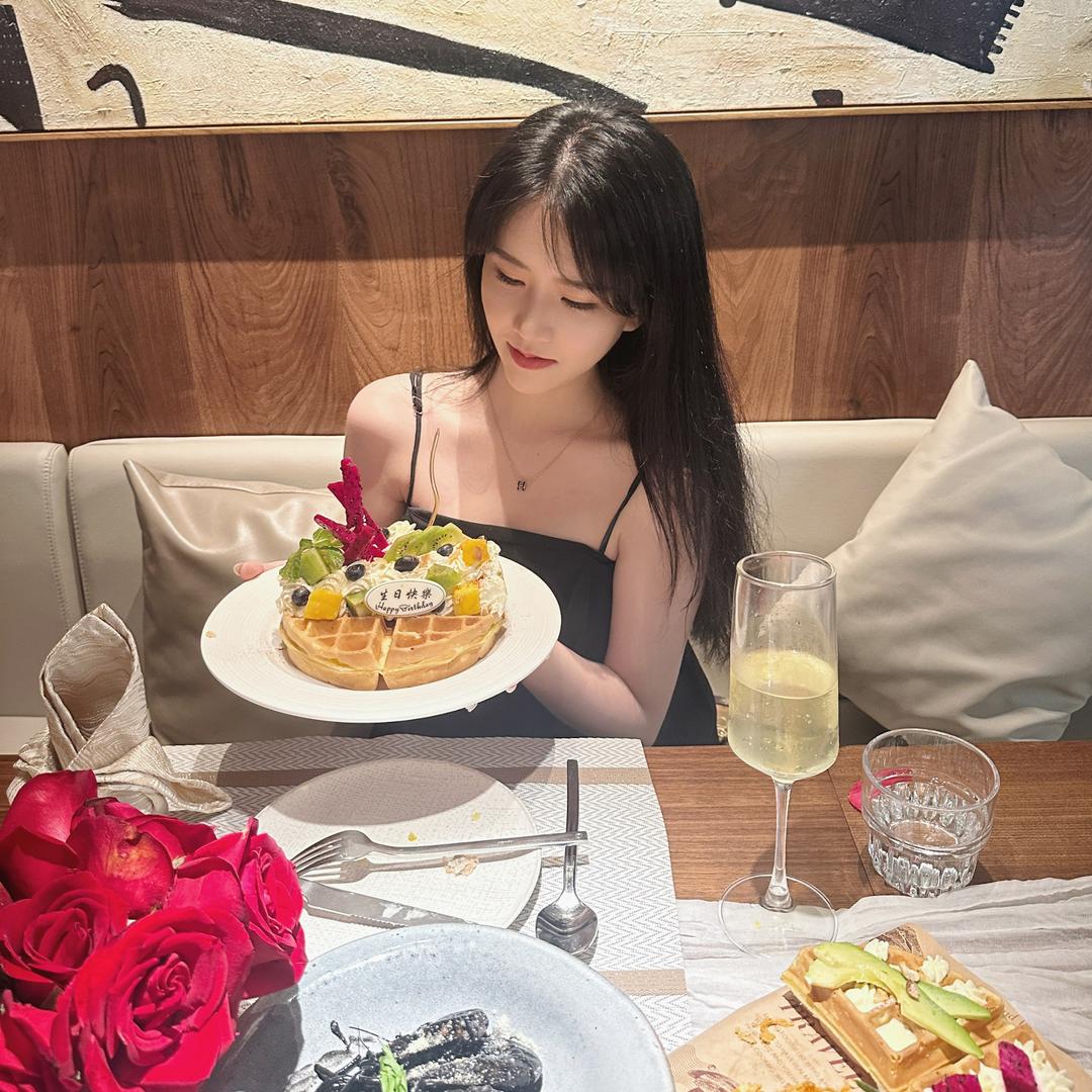 嗨 是小朱呀🐷