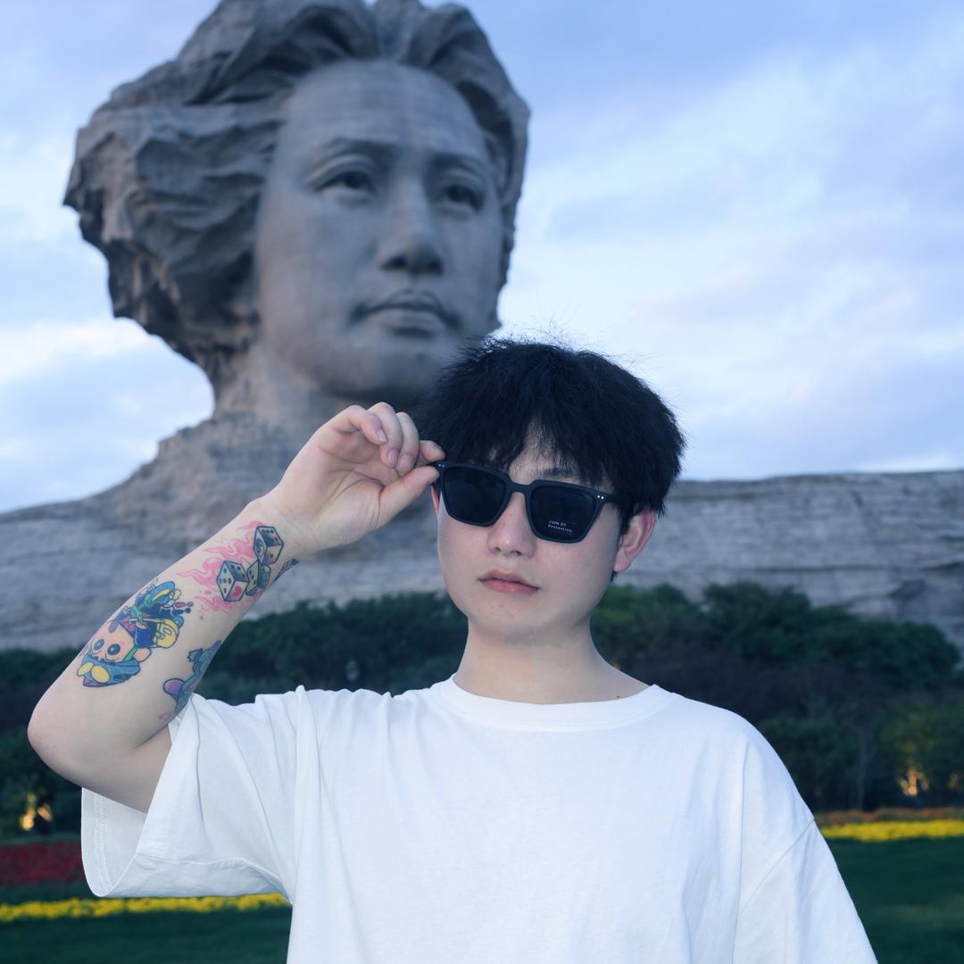 @张羽