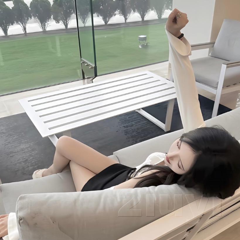 麓飞飞