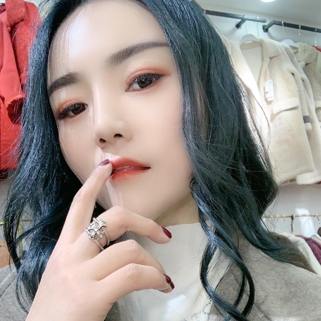 迪克轻奢女裤工厂