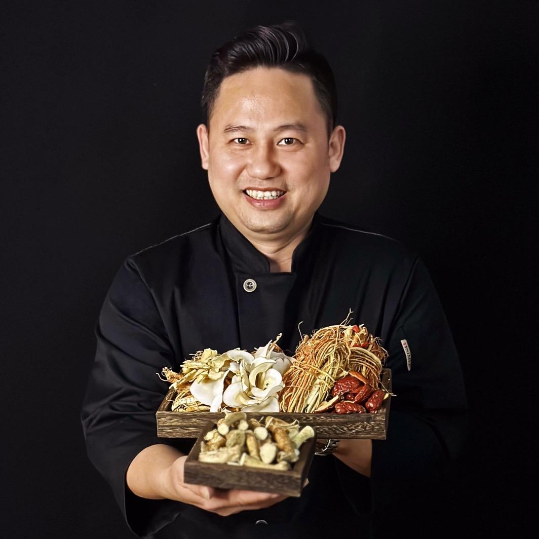 锋叔碳炉鸡煲美食