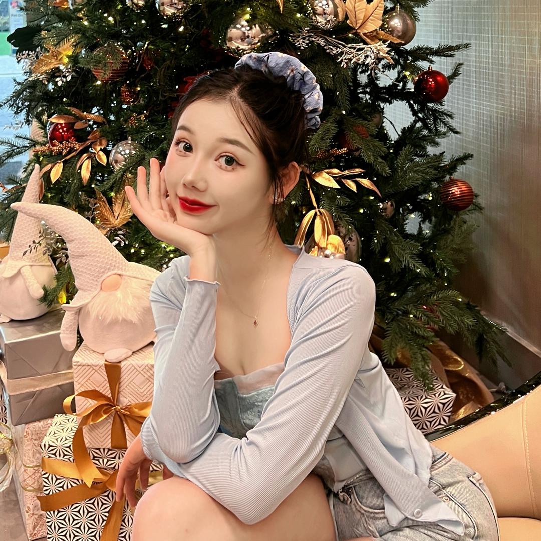 草莓味的小仙女🍓