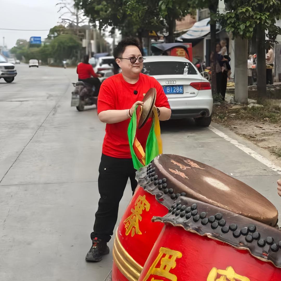 啊李店长，来了