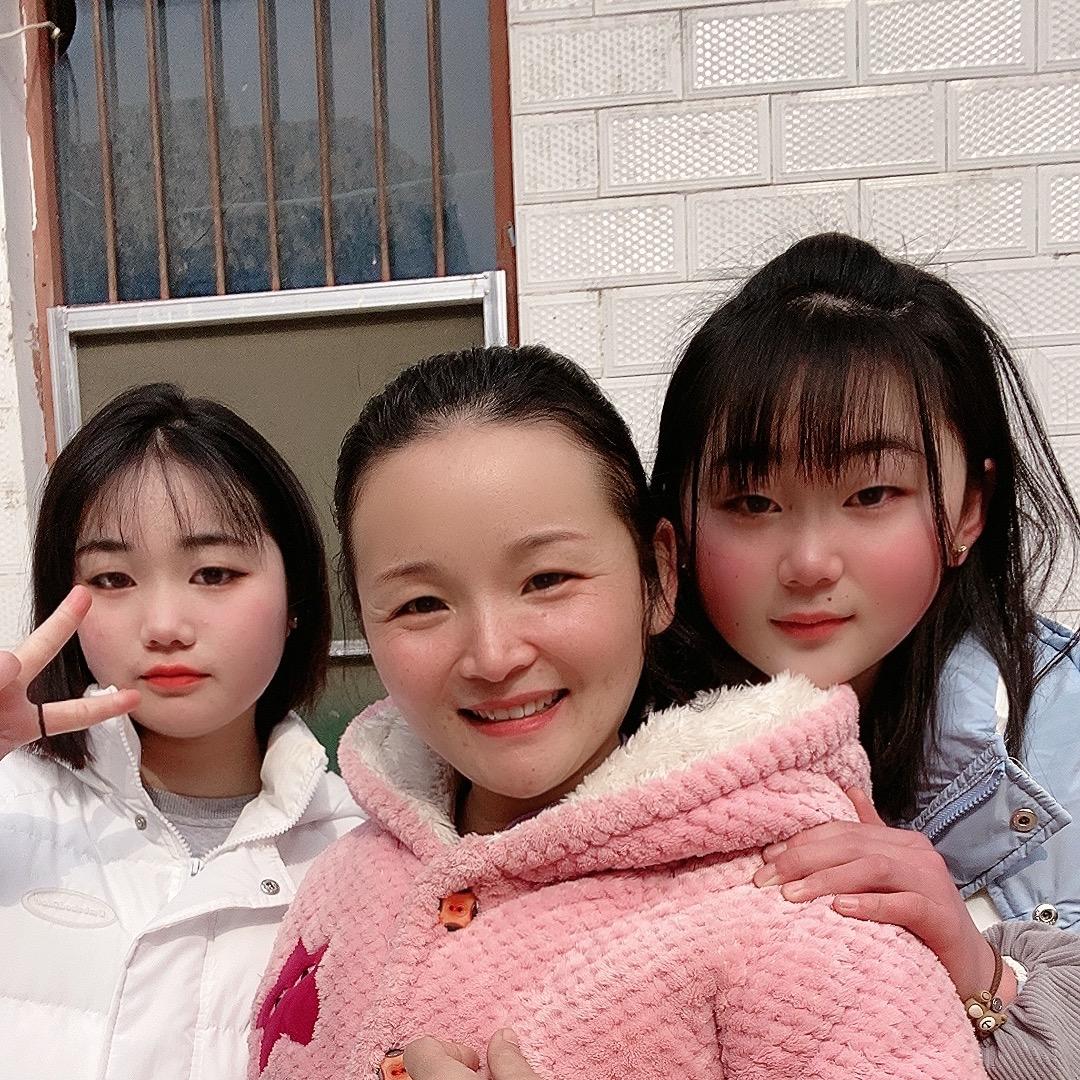 宝妈爱唱歌（一家人）
